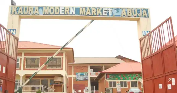 39 shops burnt as fire razes Abuja’s Kaura Market