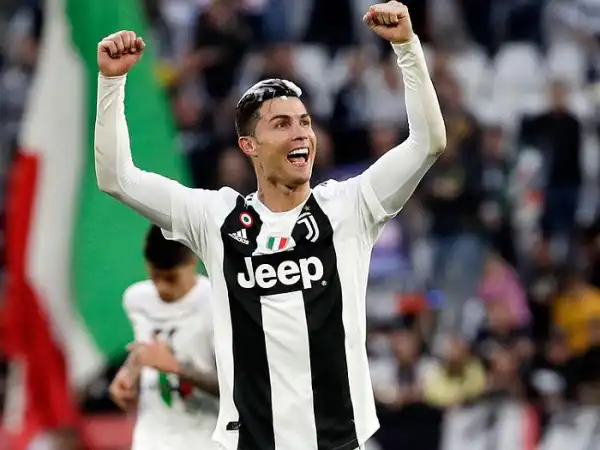 MONEY MAN!!! Cristiano Ronaldo Becomes First Footballer To Earn $1 Billion