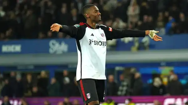 Transfer: Chelsea submit offer for free-agent, Adarabioyo