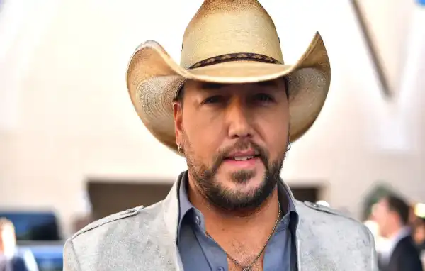 Biography & Net Worth Of Jason Aldean