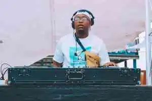 Shaun 101 – Room 8 Mix