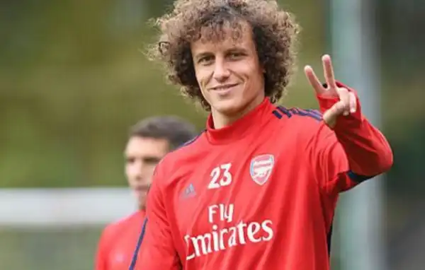 Arsenal set to lose star this summer as his agent reaches out to other clubs in an attempt to secure exit
