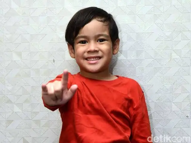 Biography & Career Of M. Adhiyat