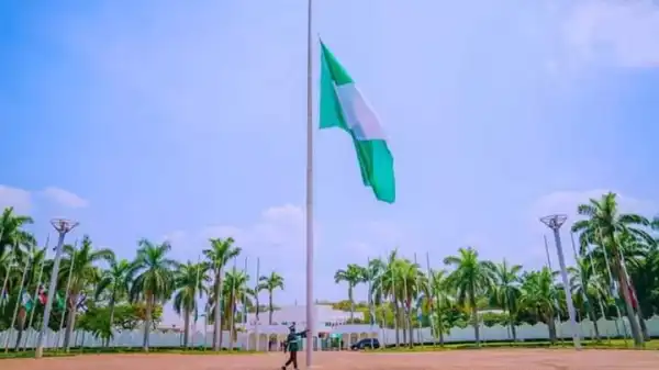 Queen Elizabeth II: Nigeria To Fly Flags At Half-mast On Sunday & Monday