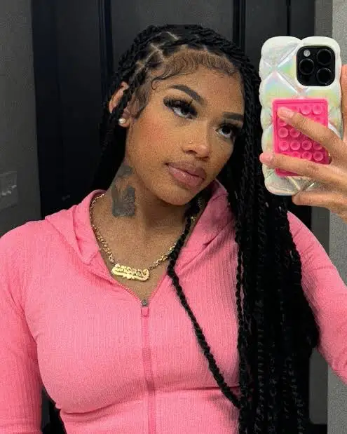 Biography & Career Of Carena Vonchae