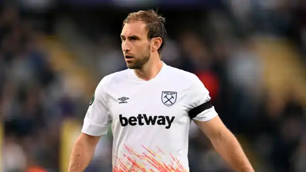 Wolves agree Craig Dawson deal