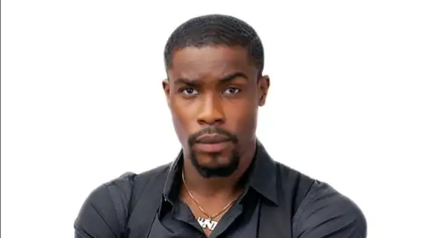 #BBNaija: Neo Gives Up Personal Belongings For Vee
