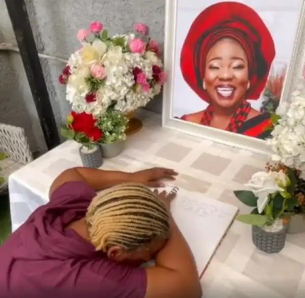 The Heartbreaking Moment Empress Njamah Broke Down In Tears As She Sets Up A Condolence Register For Late Ada Ameh (Video)