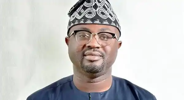 Ondo Rep Offers N50m Scholarship to 1000 Students