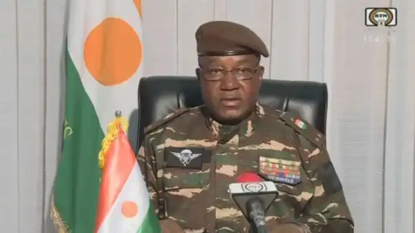 Junta demands three-year transition period, ECOWAS delegates meet Bazoum