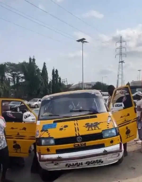 LASTMA officer stabbed as commercial bus driver resists arrest at Ojota