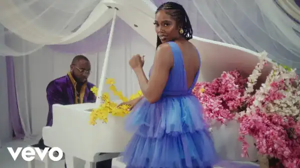 Tiwa Savage – Park Well Ft. Davido (Video)