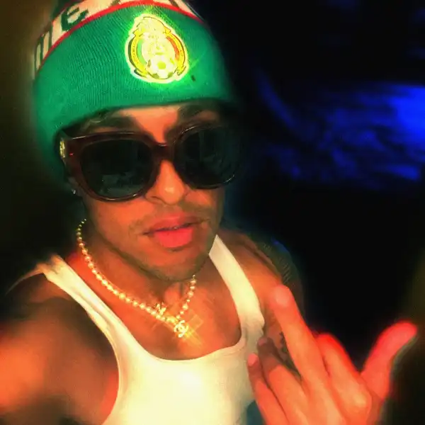 EthanUno – pensando en ti