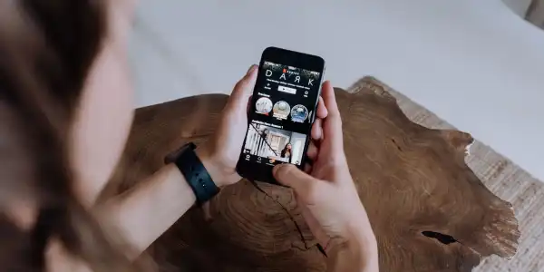 How to Connect an iPhone or iPad to a TV