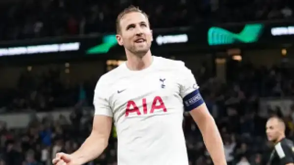 Tottenham boss Conte delighted with Kane attitude