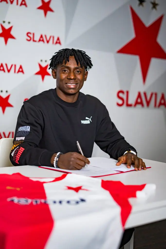 Nigerian midfielder join Czech club, Slavia Prague