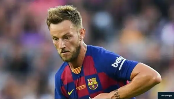 DONE DEAL!! Sevilla Re-Sign Rakitic From Barcelona