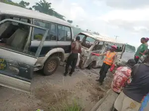 Four burnt to death, eight others injured in Ogun auto crash