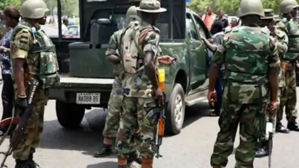 Kaduna: Troops arrest suspected kidnapper with N13.7m, AK-47s