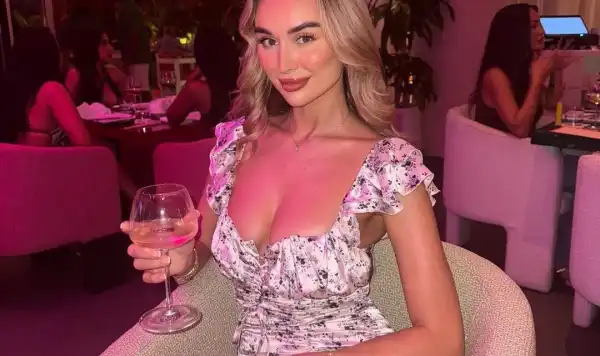 Biography & Net Worth Of Rachel Fenton
