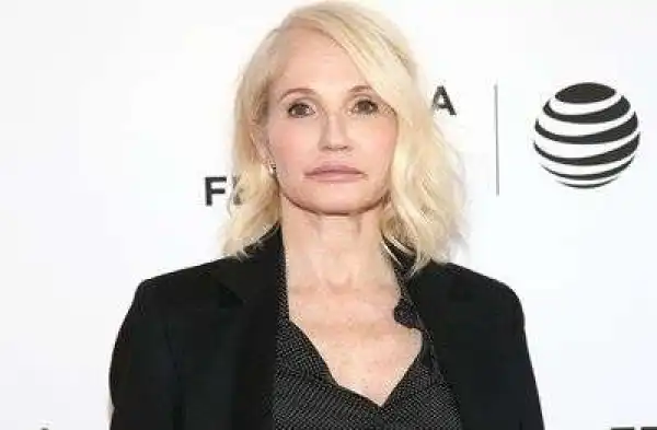 Biography & Career Of Ellen Barkin