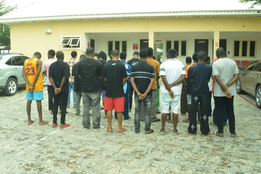 EFCC arrests 21 Yahoo suspects