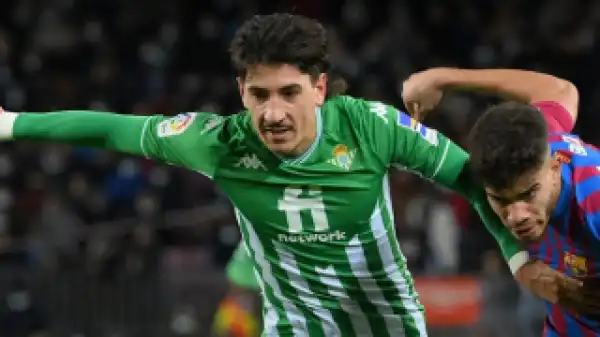 Real Betis eager to sign permanently Arsenal defender Hector Bellerin