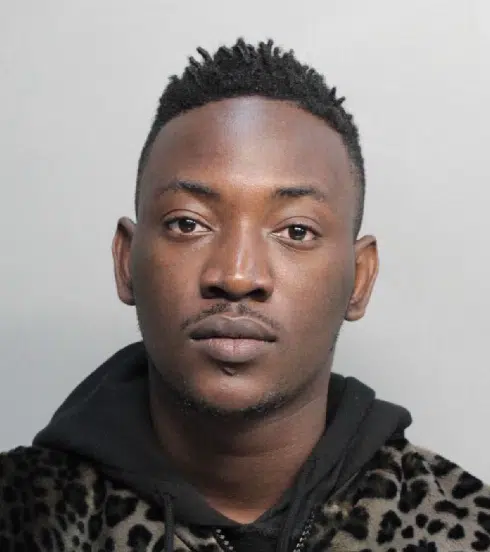 Dammy Krane shocks many as he magically storms Davido and Chioma’s wedding