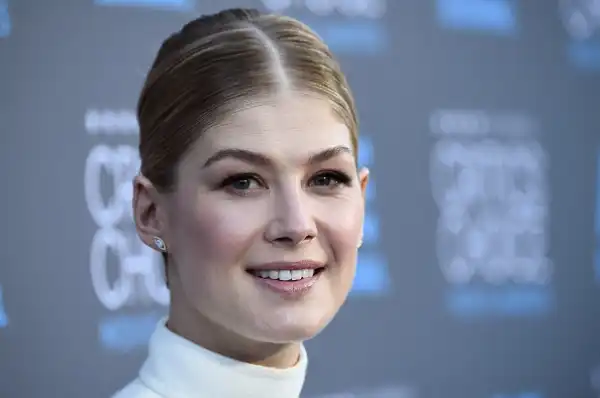 Age & Career Of Rosamund Pike