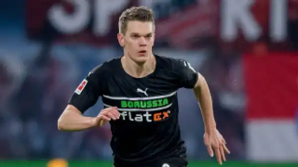 Tottenham jump into battle for Gladbach centre-back Matthias Ginter