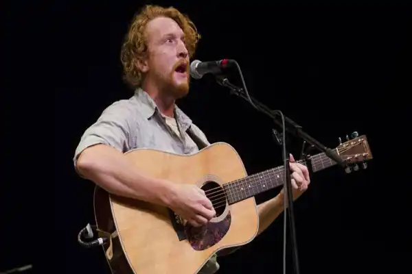 Age & Net Worth Of Tyler Childers
