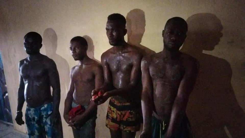 Vigilante, youths arrest 4 suspected armed robbers in Delta community