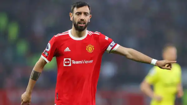 Bruno Fernandes changes Man Utd shirt number
