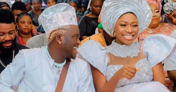 Singer, Portable escape police arrest after allegedly assaulting baby mama, Ashabi Simple