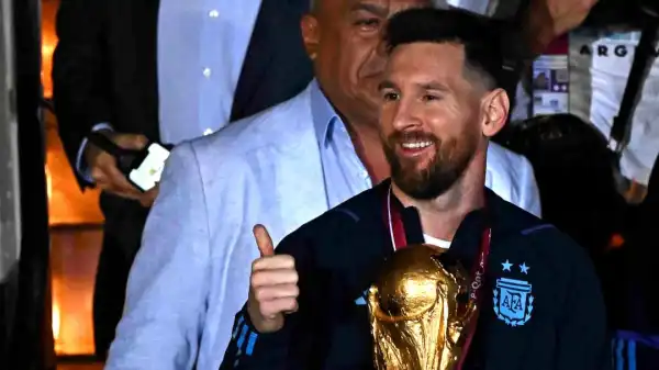 Pep Guardiola hails Lionel Messi as 