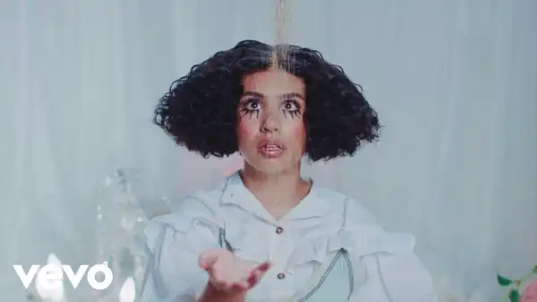 Alessia Cara - Sweet Dream (Video)