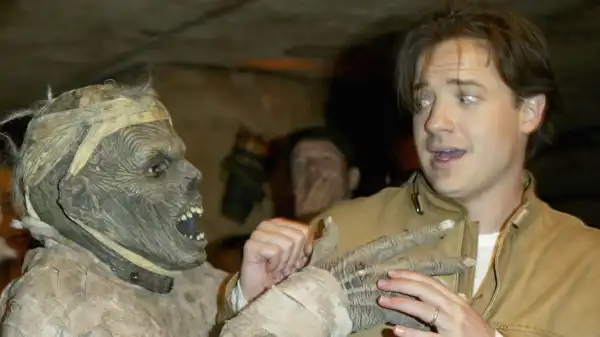 Brendan Fraser Recalls Near-Death Experience on The Mummy
