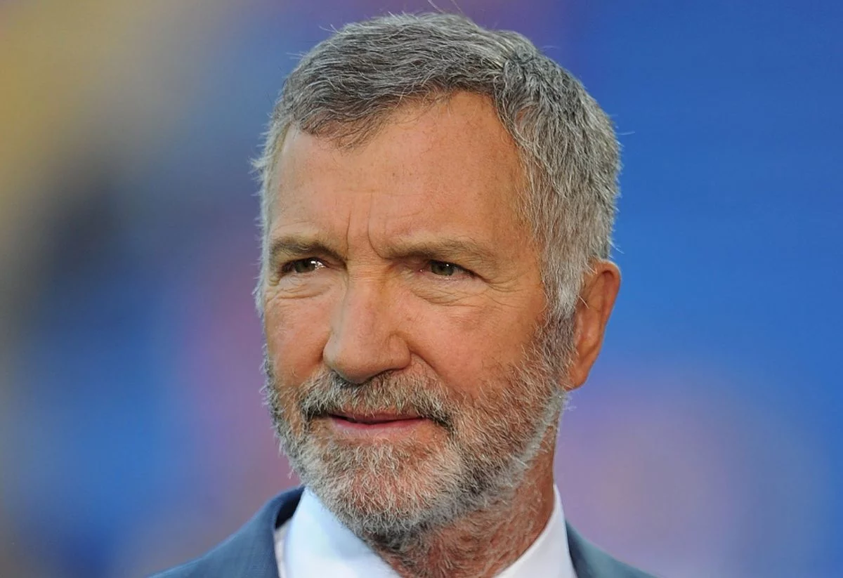He represents decade of poor football decisions – Souness insists Man Utd star should leave club