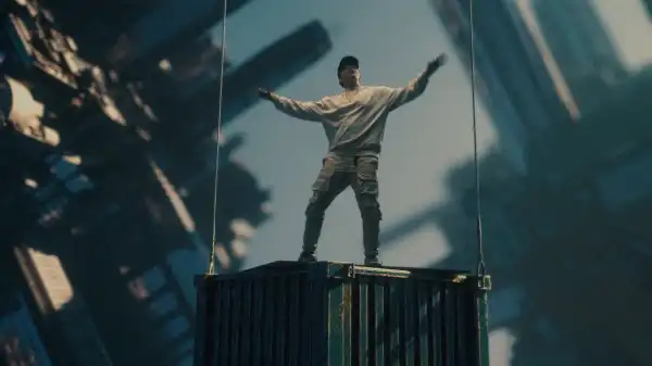 Logic - Lightsabers (Video)