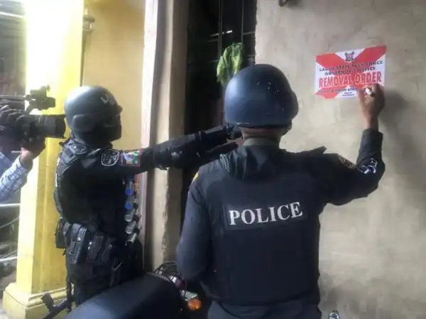 ALABA RAGO: Lagos Serves Eviction Notices - Photos