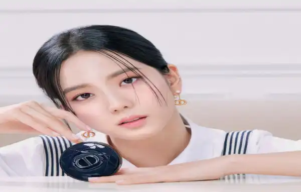 Age & Career Of Jisoo