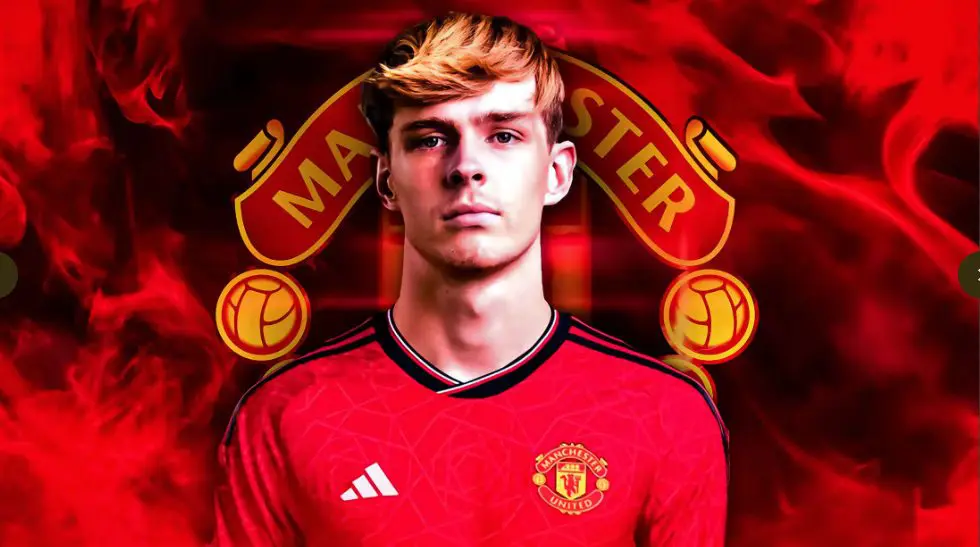 Transfer: Man Utd announce deal for Collyer