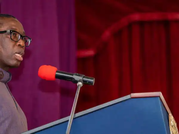 Delta to float modular refinery, revives others