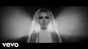 Zhavia Ward – Waiting (Music Video)