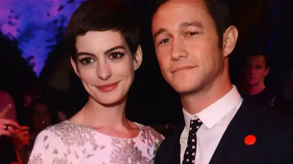 Anne Hathaway to Star in New AI Thriller Directed by Joseph Gordon-Levitt