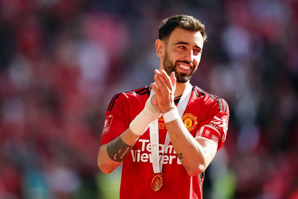 I want to play where he plays – Bruno Fernandes speaks on following Ronaldo’s footsteps