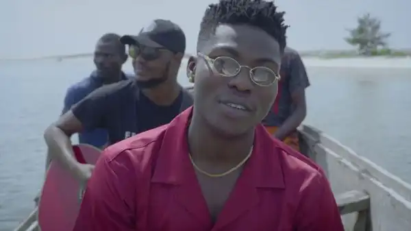 VIDEO: Reekado Banks – Rora (Acoustic Version)