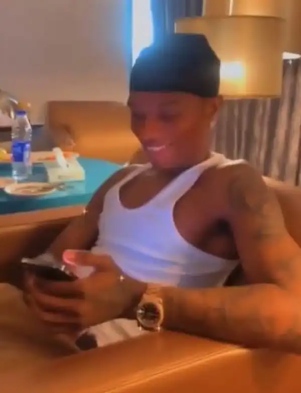Behave Like A Celebrity — Mystery Lady Teases Wizkid (Video)