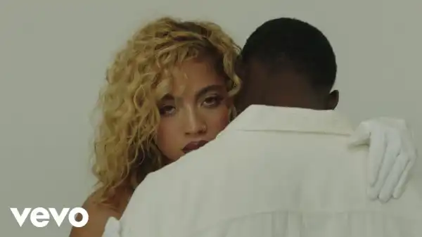 Kiana Ledé - Irresponsible (Video)