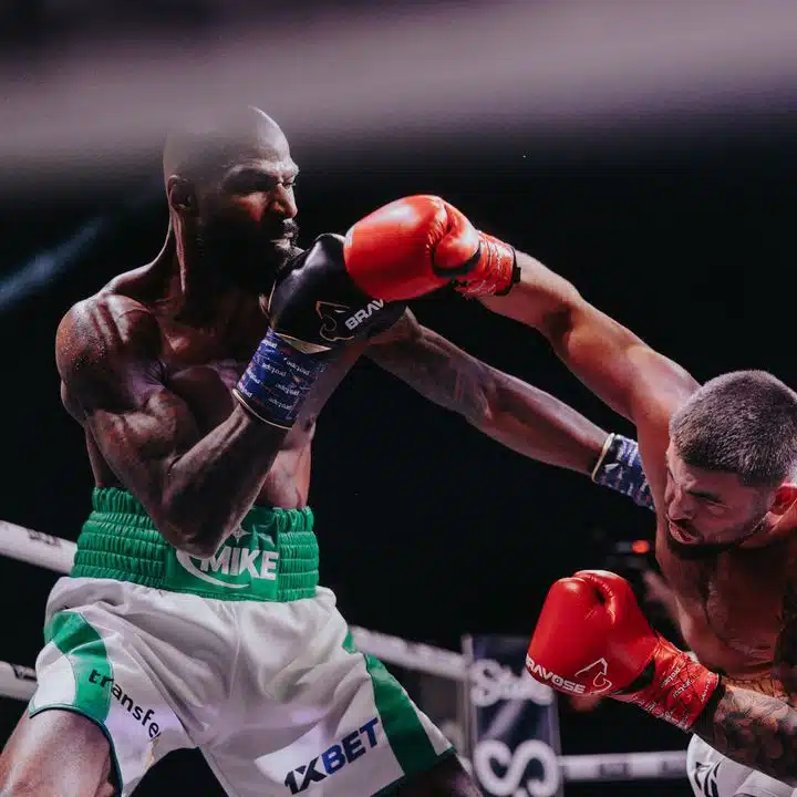 Mike Edwards victorious in boxing match debut